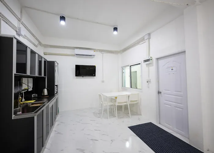 ดอนเมือง 303 Near Dmk Airport Bts Wat Phrasi * Бангкок