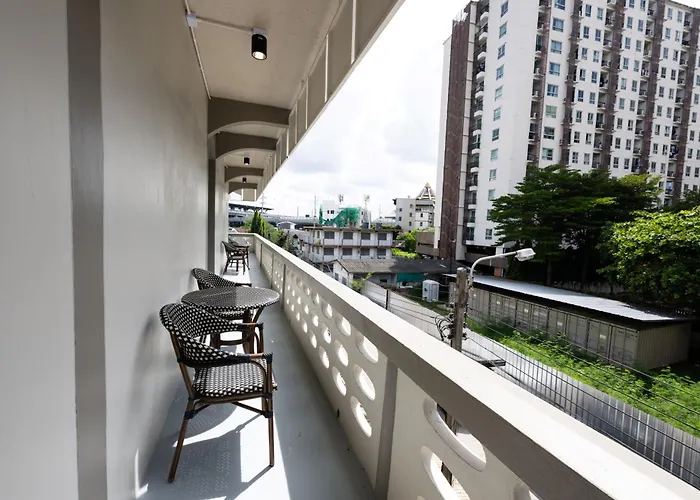 ดอนเมือง 303 Near Dmk Airport Bts Wat Phrasi Бангкок